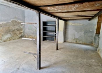 Locale Commerciale Via Montanaro, 16, Torino (zona Barriera Milano) - foto 8