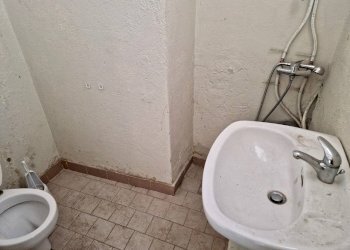 Locale Commerciale Via Montanaro, 16, Torino (zona Barriera Milano) - foto 16