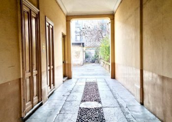 Locale Commerciale Via Montanaro, 16, Torino (zona Barriera Milano) - foto 20