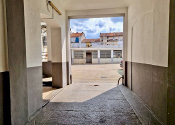 Magazzino Via Malone, 24, Torino (zona Barriera Milano) - foto 2