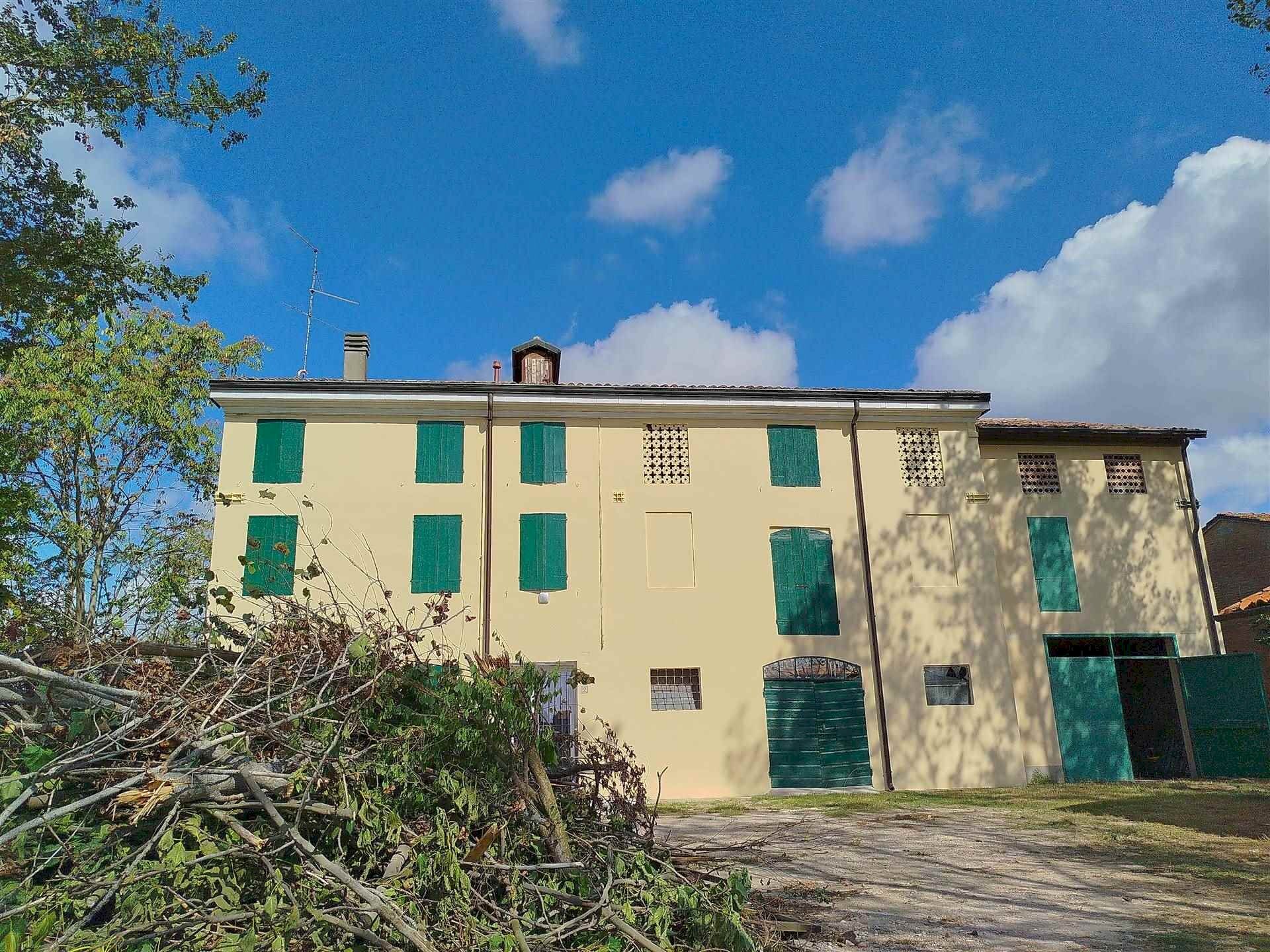 Villa Mirandola - photo 1