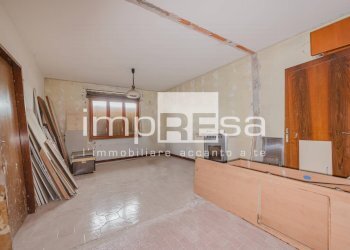 Foto 10 - Casa indipendente VIA MONTE GRAPPA
 
16, Godega di Sant'Urbano - foto 10