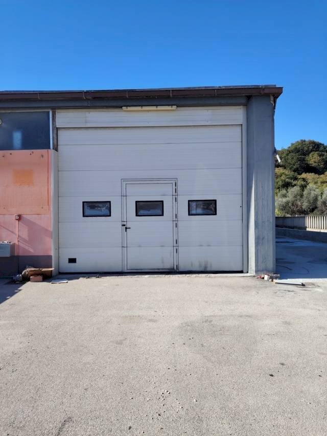 Foto 2 - Capannone Silvi - foto 2