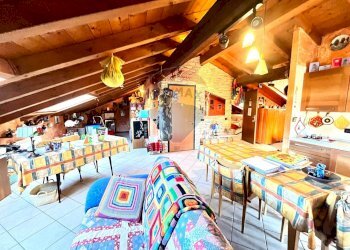 Sala da pranzo - Trilocale G. Garibaldi
 
30, Cunardo - foto 7