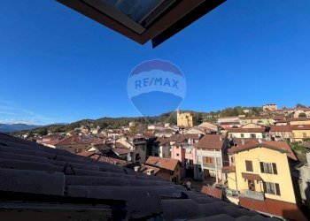 Edificio all\'aperto - Trilocale G. Garibaldi
 
30, Cunardo - foto 16