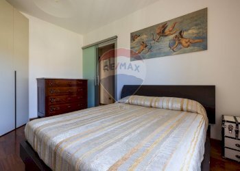 Camera / camera da letto - Trilocale Via Fabio Filzi
 
1, Laveno-Mombello - foto 17