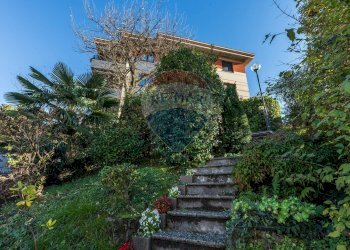 Giardino - Trilocale Via Fabio Filzi
 
1, Laveno-Mombello - foto 22