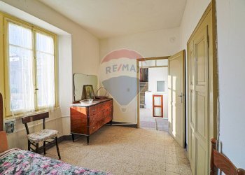 Camera / camera da letto - Casa indipendente Piazza Andreani
 
10, Cugliate-Fabiasco - foto 15