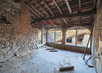 Stanza vuota - Casa indipendente Piazza Andreani
 
10, Cugliate-Fabiasco - foto 33