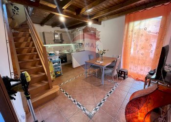 Sala da pranzo - Trilocale Via Cadorna
 
4, Germignaga - foto 4