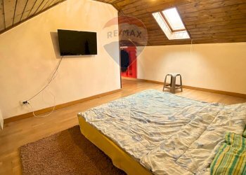 Camera / camera da letto - Trilocale Via Cadorna
 
4, Germignaga - foto 12