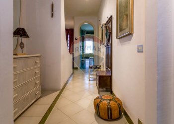 Hall / corridoio - Casa indipendente via Scarlatti
 
27, Gibellina - foto 10