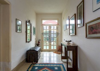 Hall / corridoio - Casa indipendente via Scarlatti
 
27, Gibellina - foto 32