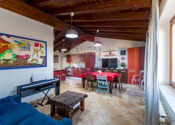 Sala da pranzo - Quadrilocale Via Consolare
 
122, Bagheria - foto 9