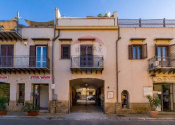 Edificio all\'aperto - Quadrilocale Via Consolare
 
122, Bagheria - foto 10