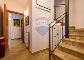 Scale - Quadrilocale Via Consolare
 
122, Bagheria - foto 18