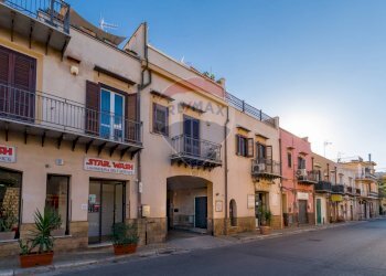 Edificio all\'aperto - Quadrilocale Via Consolare
 
122, Bagheria - foto 7