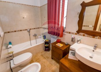 Bagno - Quadrilocale Via Consolare
 
122, Bagheria - foto 30