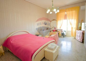 Camera / camera da letto - Quadrilocale Via Macaluso
 
83/A, Catania - foto 1