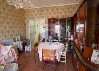 Sala da pranzo - Quadrilocale Via Macaluso
 
83/A, Catania - foto 15