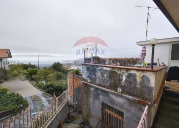 Edificio all\'aperto - Villa Via Miscarello Salice
 
6 d, Zafferana Etnea - foto 17