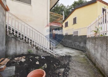 Casa all\'aperto - Villa Via Miscarello Salice
 
6 d, Zafferana Etnea - foto 27