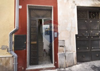Edificio all\'aperto - Casa indipendente Vicolo Panebianco
 
22, Paterno - foto 21