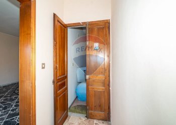 Hall / corridoio - Quadrilocale Via Francesco Strano
 
76, Aci Catena - foto 4