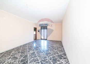 Stanza vuota - Quadrilocale Via Francesco Strano
 
76, Aci Catena - foto 9