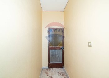 Hall / corridoio - Quadrilocale Via Francesco Strano
 
76, Aci Catena - foto 12