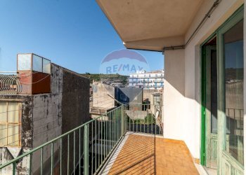 Balcone - Quadrilocale Via Francesco Strano
 
76, Aci Catena - foto 22