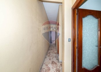 Hall / corridoio - Quadrilocale Via Francesco Strano
 
76, Aci Catena - foto 35