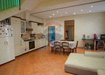 Sala da pranzo - Appartamento via Torretta
 
253 C, Acireale - foto 3