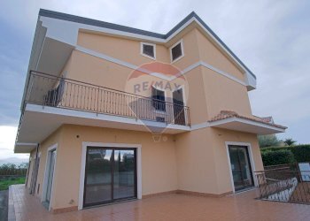 Casa all\'aperto - Villa via Salvatore Patti, Riposto - foto 1