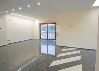 Stanza vuota - Villa via Salvatore Patti, Riposto - foto 12