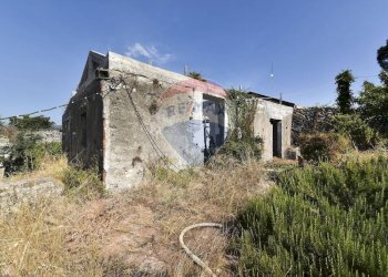 Casa all\'aperto - Terreno agricolo Via Chiuse
 
23, Acireale - foto 9