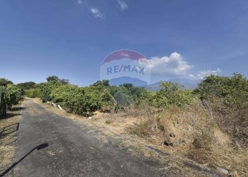 Vista delle montagne - Terreno agricolo Via Chiuse
 
23, Acireale - foto 20