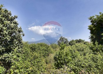 Vista delle montagne - Terreno agricolo Via Chiuse
 
23, Acireale - foto 10