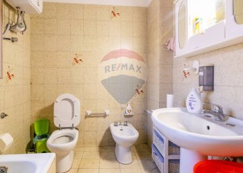 Bagno - Attività Commerciale Via della Regione
 
130, San Giovanni la Punta - foto 26