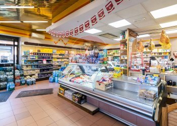 Dispensa di stoccaggio - Attività Commerciale Via della Regione
 
130, San Giovanni la Punta - foto 5