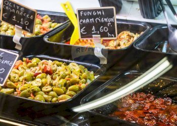 Dettagli - Attività Commerciale Via della Regione
 
130, San Giovanni la Punta - foto 13