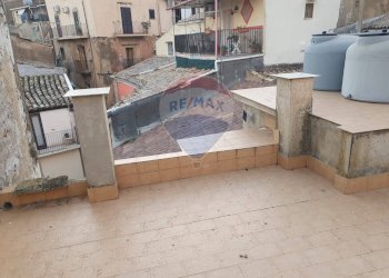 Terrazza - Casa indipendente Via Alba
 
57/59, Caltagirone - foto 15