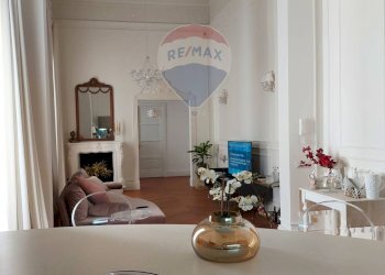 Sala da pranzo - Quadrilocale Viale Della Liberta'
 
203, Catania - foto 7