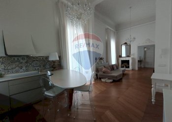 Sala da pranzo - Quadrilocale Viale Della Liberta'
 
203, Catania - foto 1