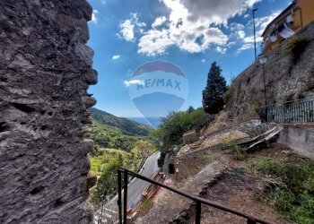 Vista delle montagne - Casa indipendente via Bonifacio, Gallodoro - foto 1