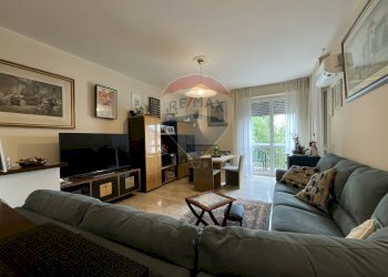 Soggiorno - Trilocale Via Mattei
 
64, Arese - foto 3