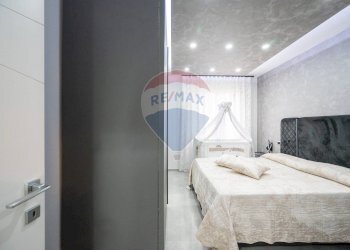 Camera / camera da letto - Villa Bifamiliare vicolo San Rocco
 
12, Viadana - foto 33