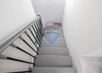 Scale - Villa Bifamiliare vicolo San Rocco
 
12, Viadana - foto 50