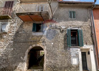 Casa all\'aperto - Trilocale Via Romana
 
163, Carsoli - foto 8