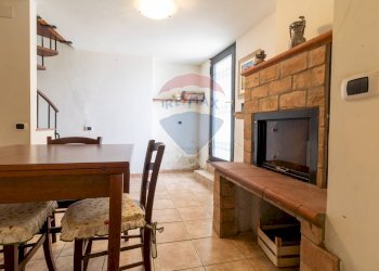 Sala da pranzo - Trilocale Via Romana
 
163, Carsoli - foto 10